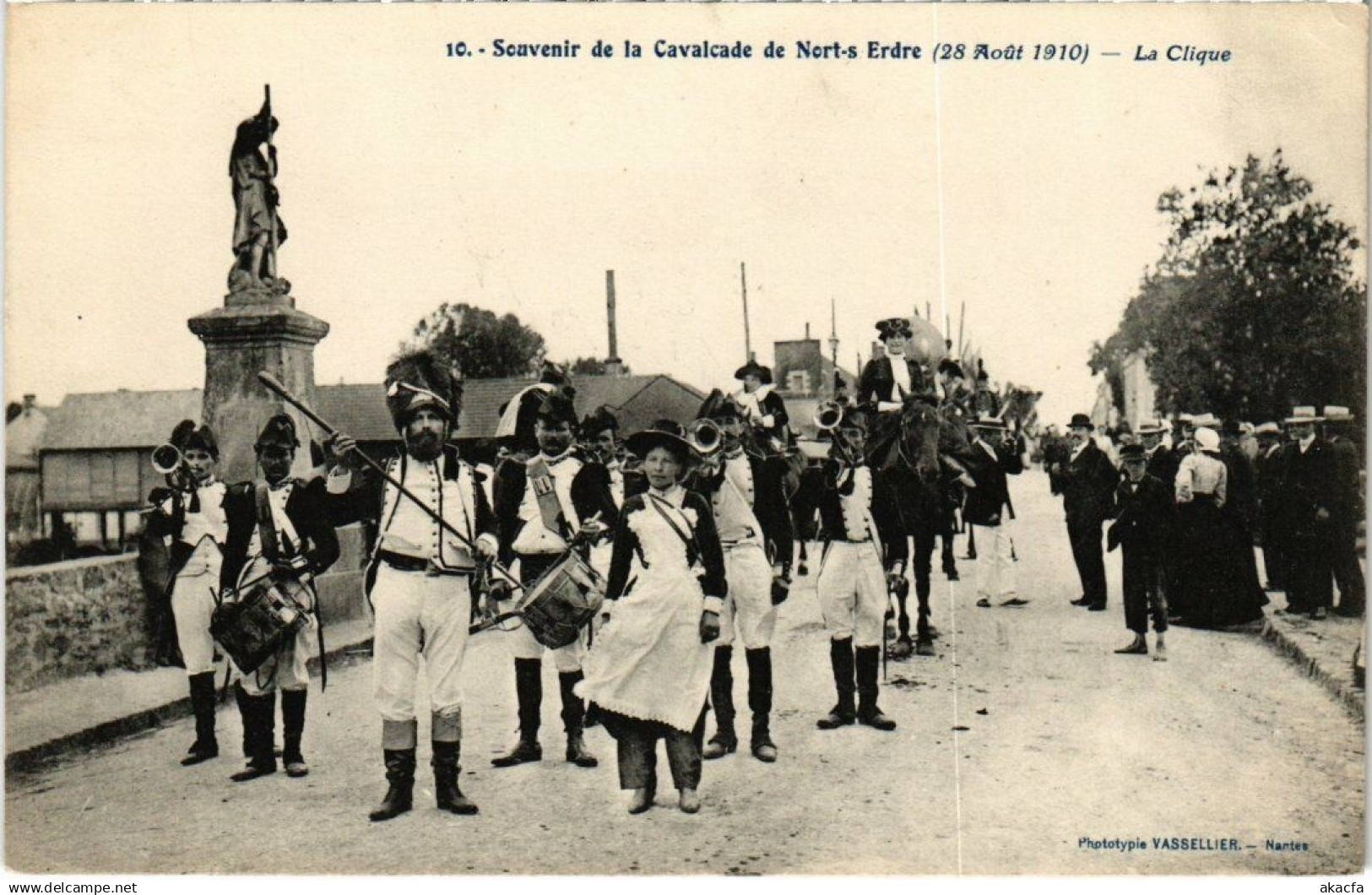 CPA NORT-sur-ERDRE Cavalcade 1910 La Clique (73114)