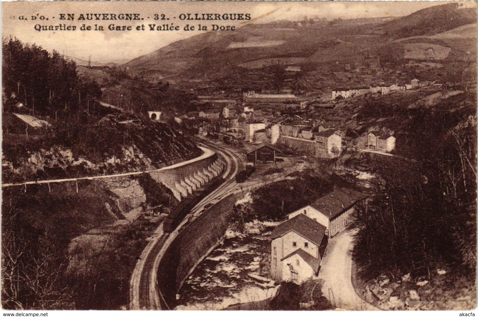 CPA OLLIERGUES - Quartier de la Gare et Vallée de la DORE (106043)