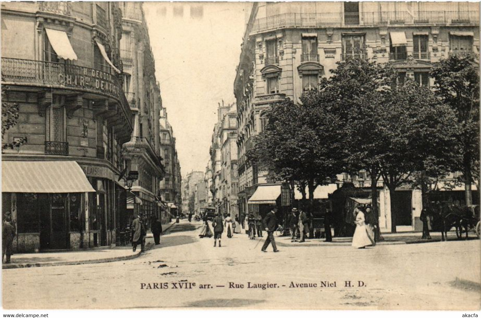 CPA Paris 17e - Avenue Niel (74666)