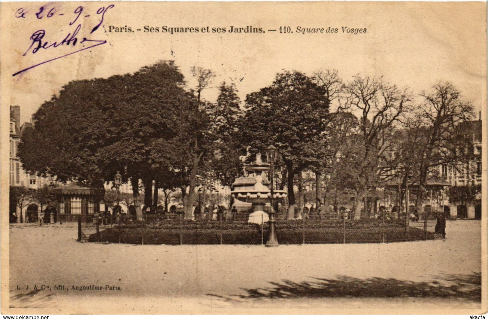 CPA PARIS Ses Squares et ses Jardins. 110. Square des Vosges (577582)