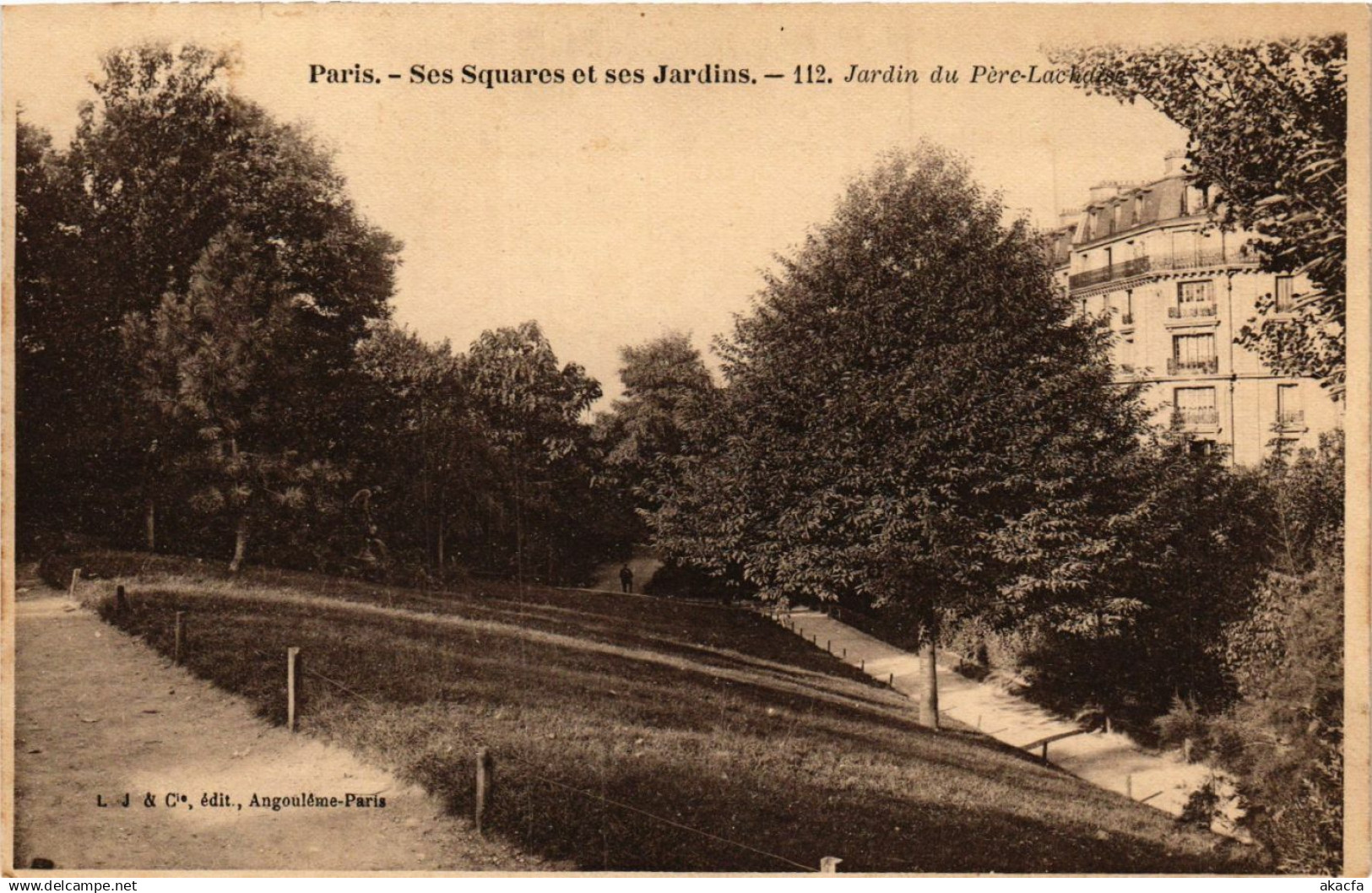 CPA PARIS Ses Squares et ses Jardins. 112. Jardin du Pere-Lachaise (577581)