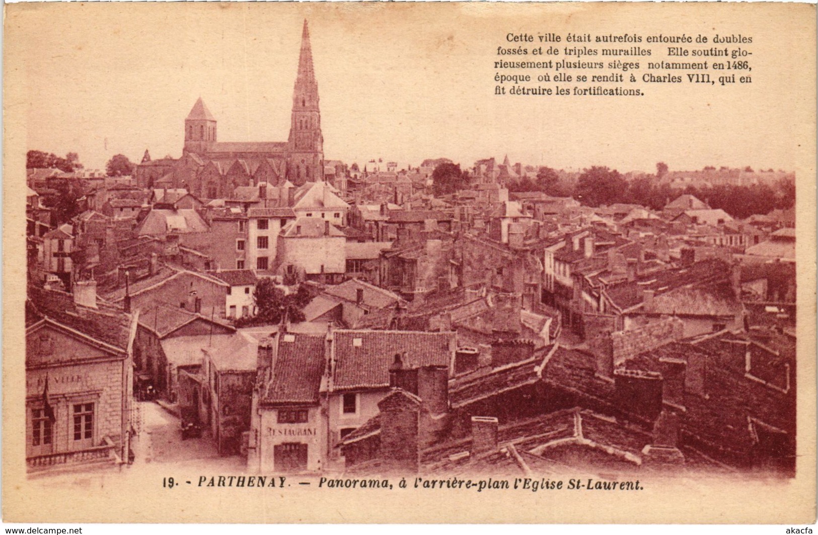 CPA PARTHENAY - Panorama de l'arrivée (89596)