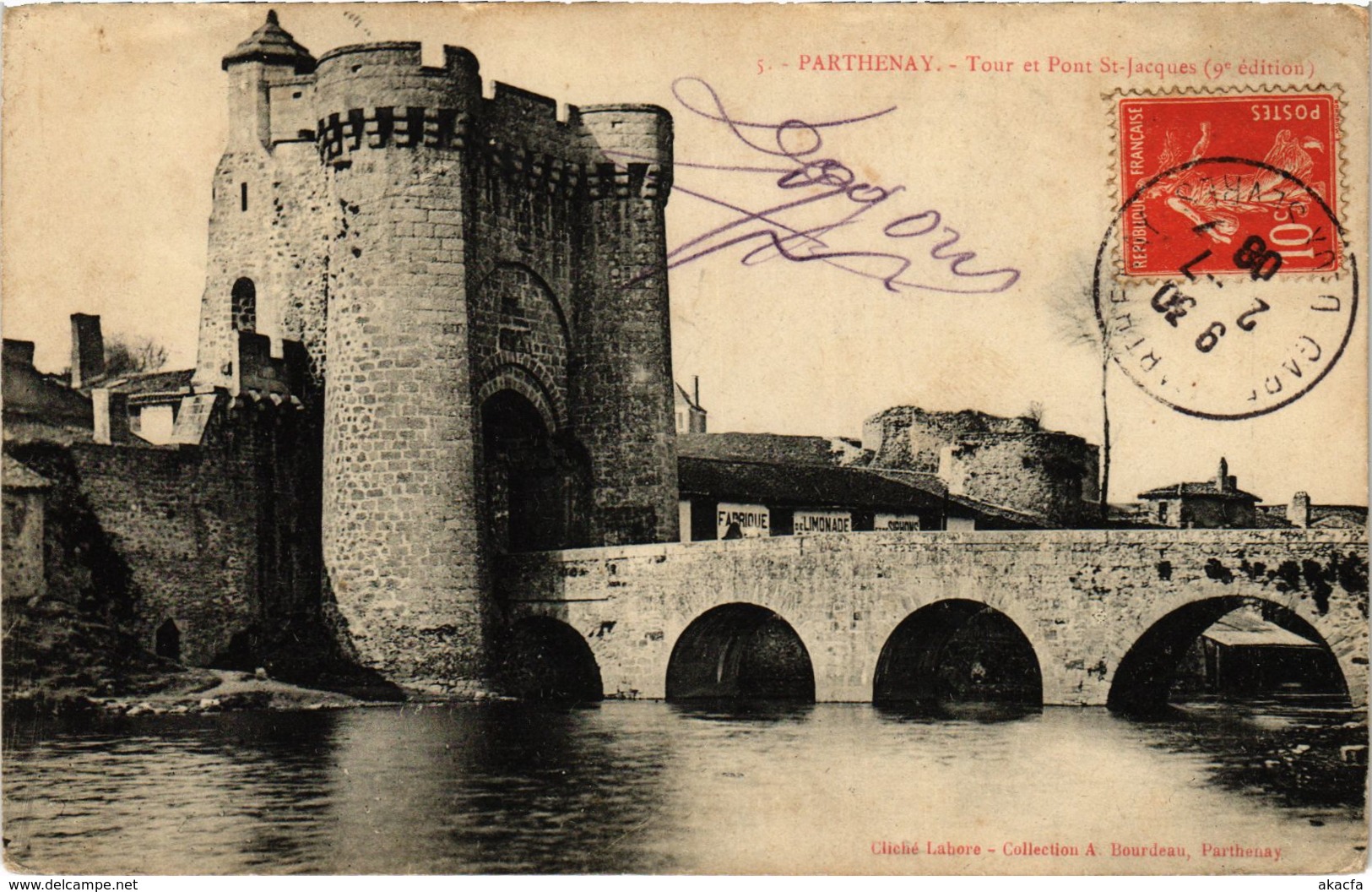 CPA PARTHENAY - Tour et Pont St-Jacques (89586)