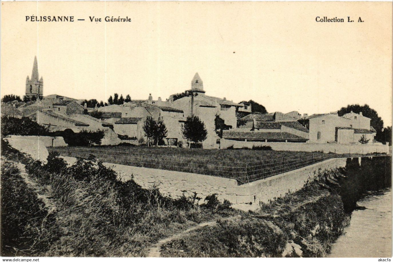 CPA PELISSANNE Vue générale (410111)