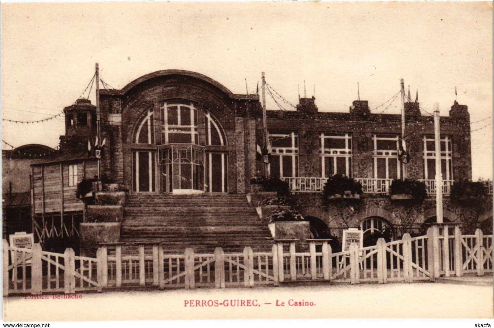 CPA PERROS-GUIREC - Le Casino (104220)