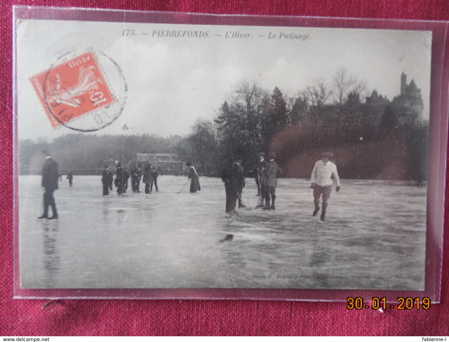 CPA - Pierrefonds - L'Hiver - Le Patinage