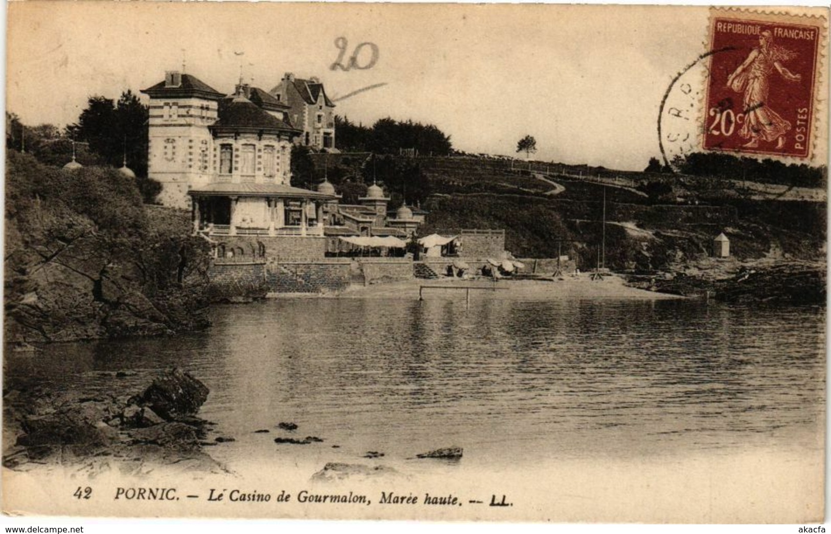 CPA PORNIC - Le Casino de Gourmalon Marée haute (242465)