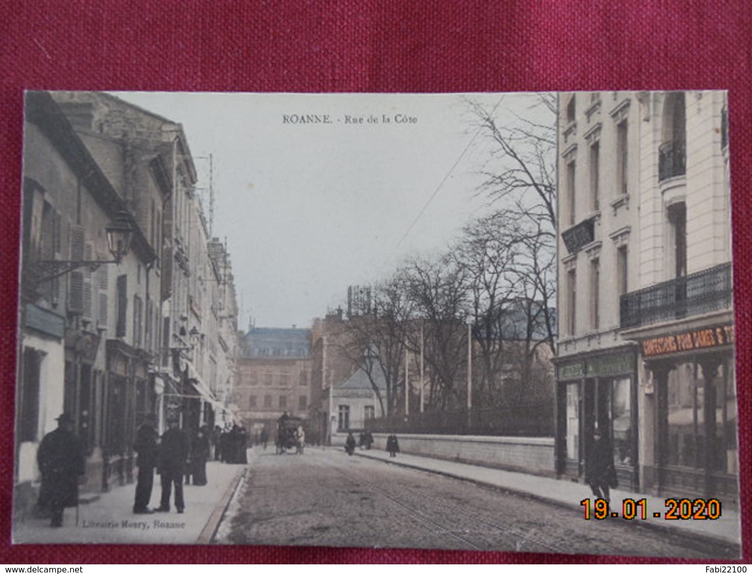 CPA - Roanne - Rue de la Côte