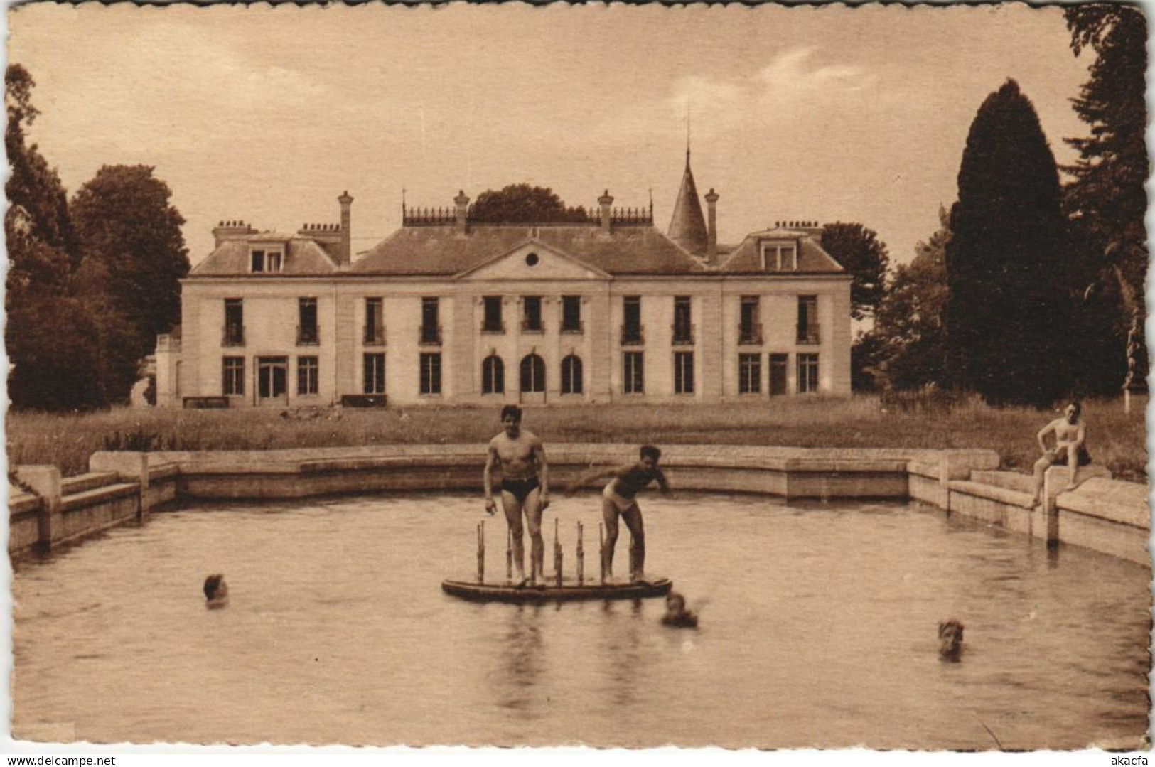 CPA Roissy-En-Brie Le Chateau FRANCE (1101342)