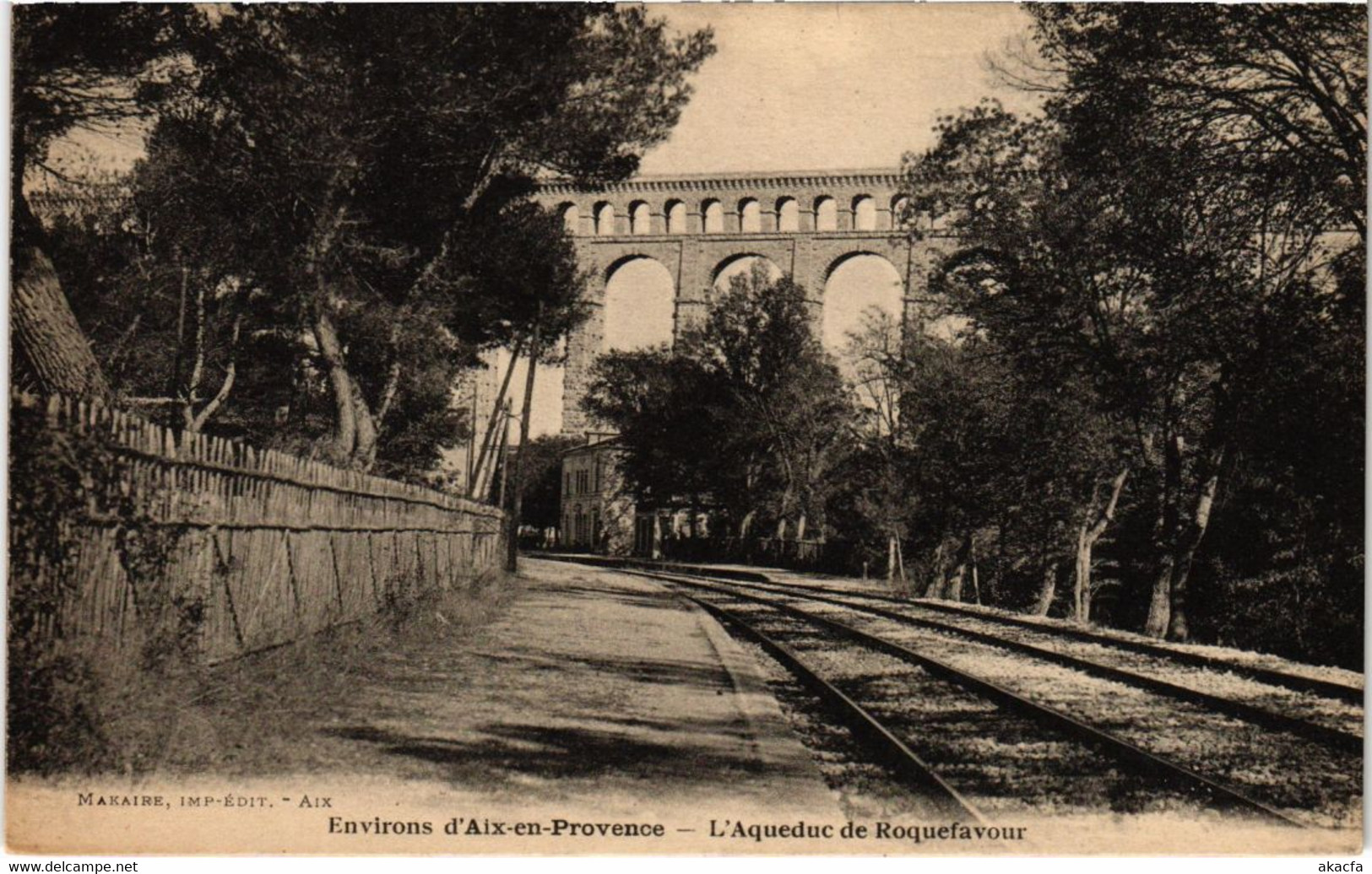 CPA ROQUEFAVOUR L'Aqueduc (1259851)