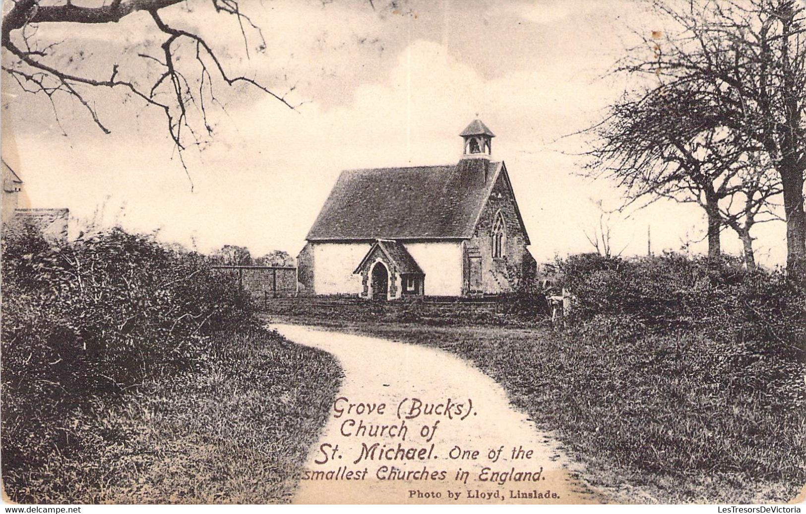 CPA Royaume Uni - Pays de Galles - Carmarthenshire - Grove - Bucks - Church of St. Michael - Frank Lloyd's Series