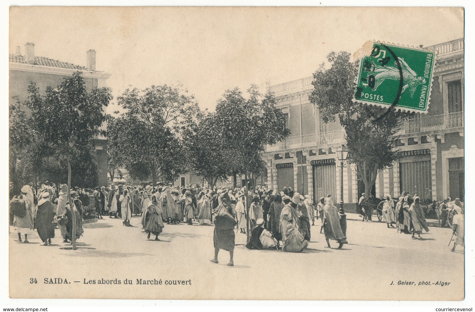 CPA - SAIDA (Algérie) - Les abords du Marché couvert