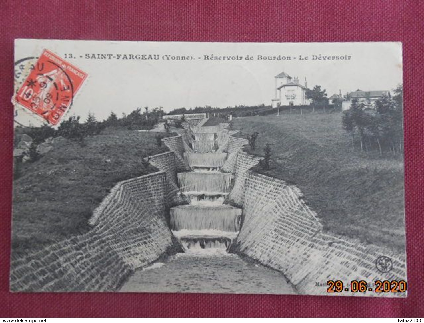 CPA - Saint-Fargeau - Réservoir de Bourdon - Le déversoir