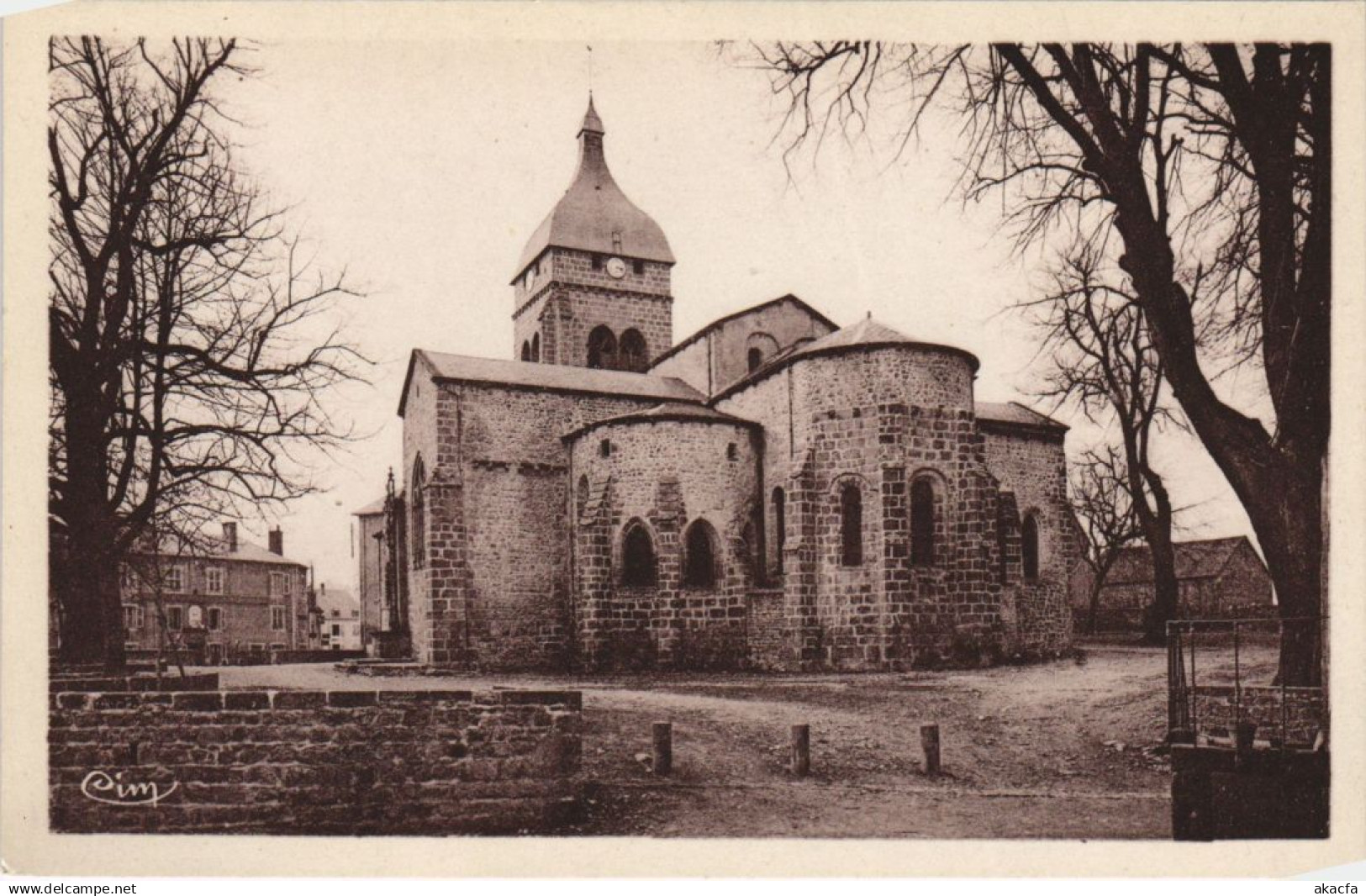 CPA SAINT-GERVAIS-d'AUVERGNE Eglise (1255197)