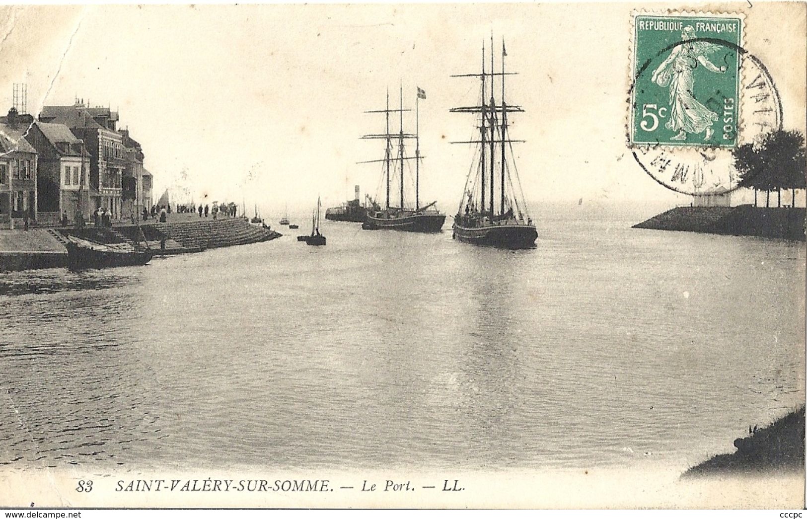 CPA Saint-Valéry-sur-Somme Le port voiliers