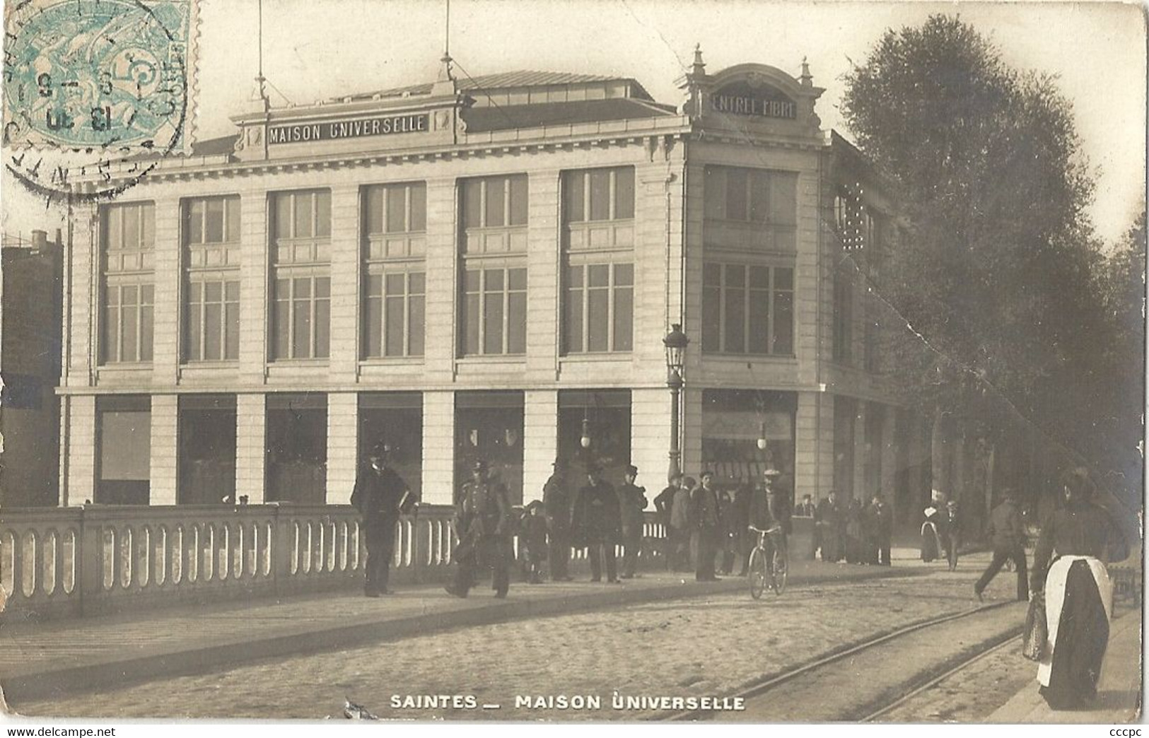 CPA Saintes Maison Universelle