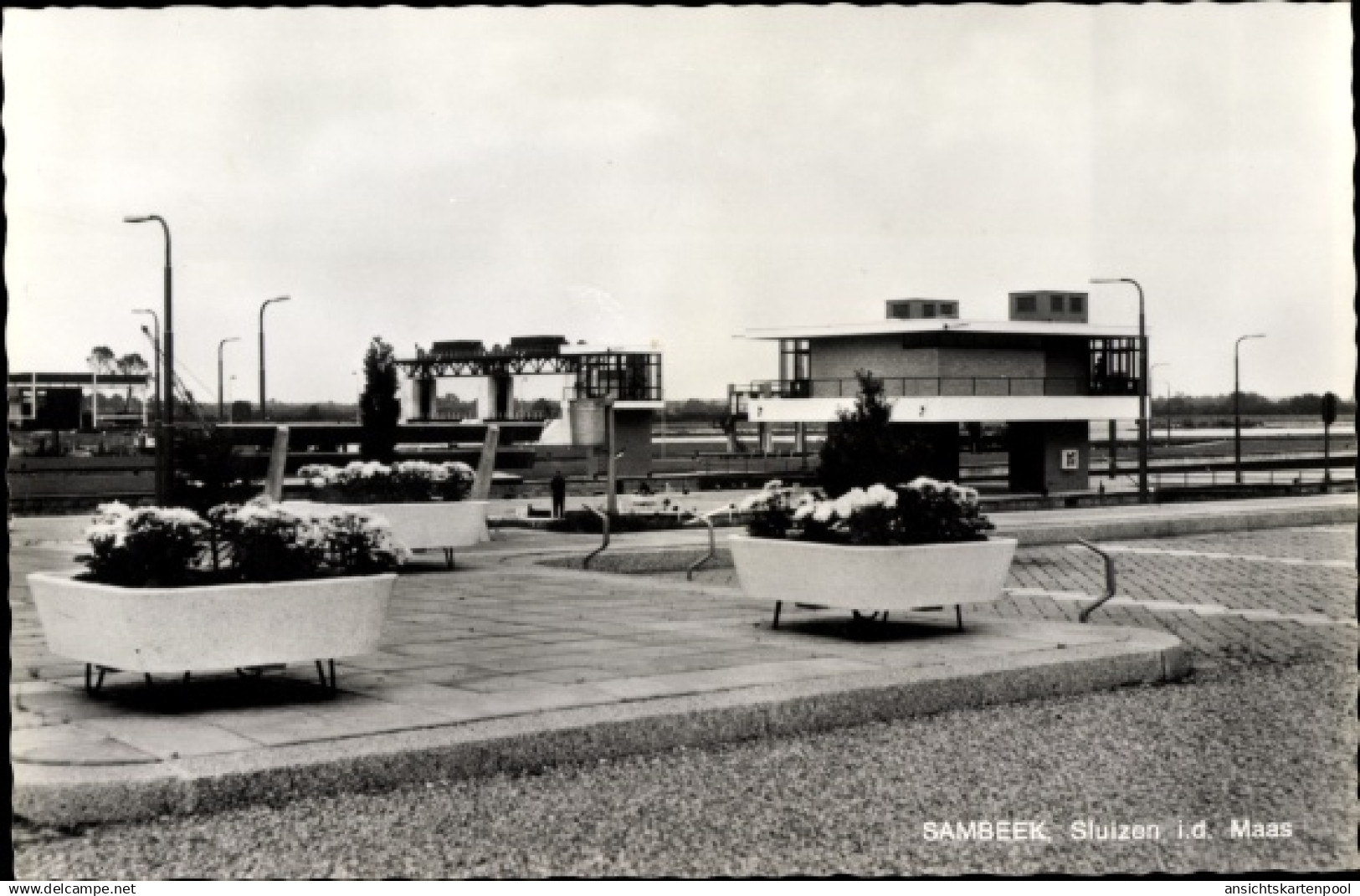 CPA Sambeek Boxmeer Nordbrabant Niederlande, Sluizen i. d. Maas