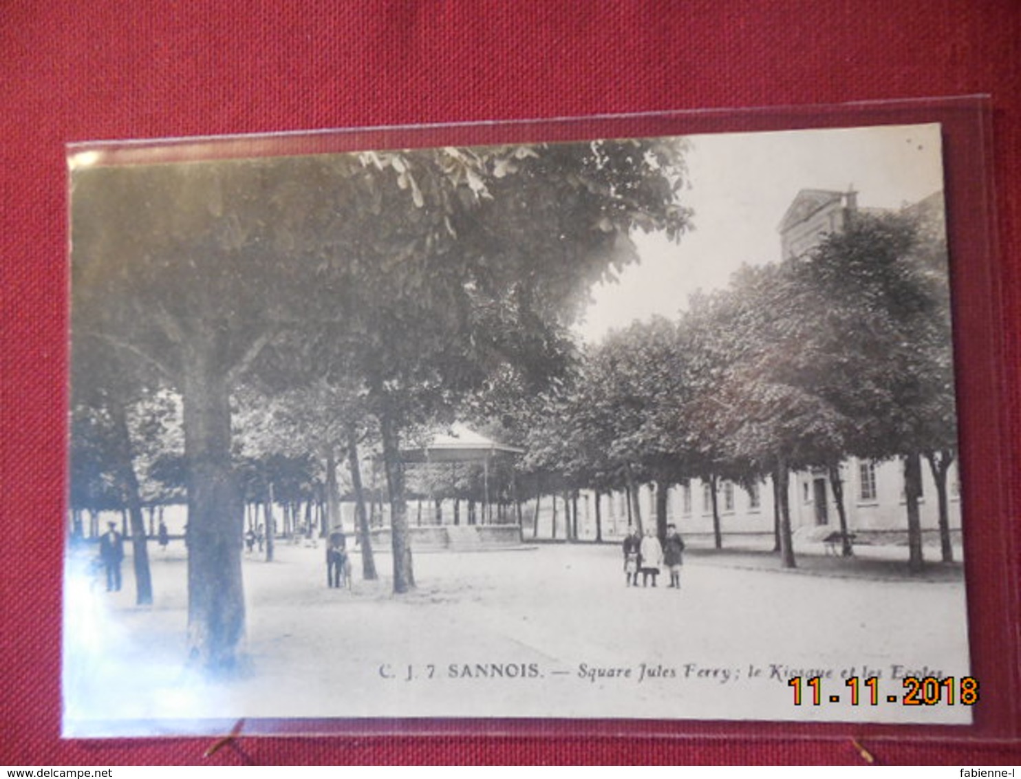 CPA - Sannois - Square Jules Ferry : Le Kiosque et les Ecoles