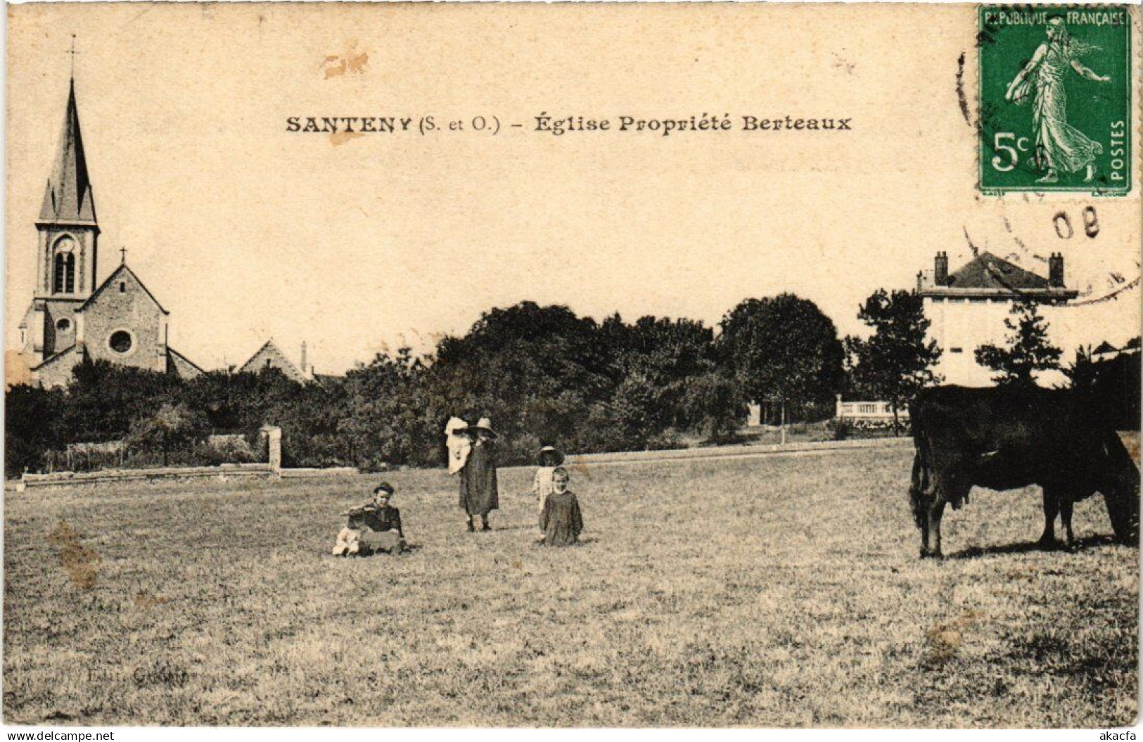 CPA Santeny Eglise Propriete Berteaux FRANCE (1339666)