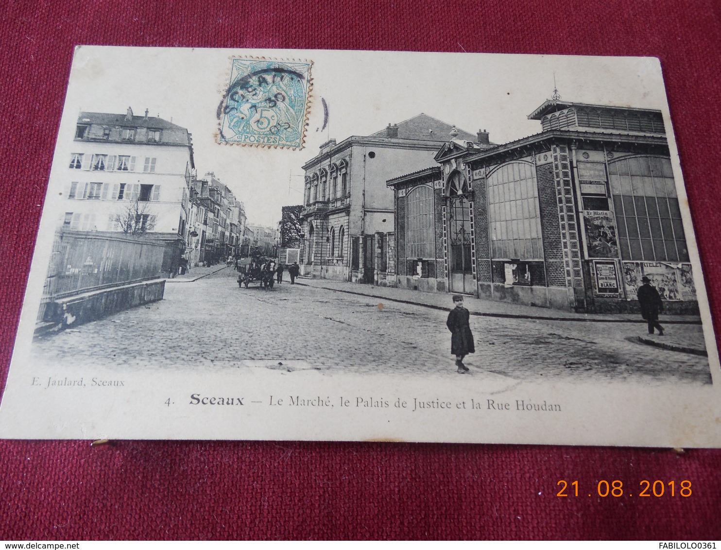 CPA - Sceaux - Le Marché, le Palais de Justice et la Rue Houdan