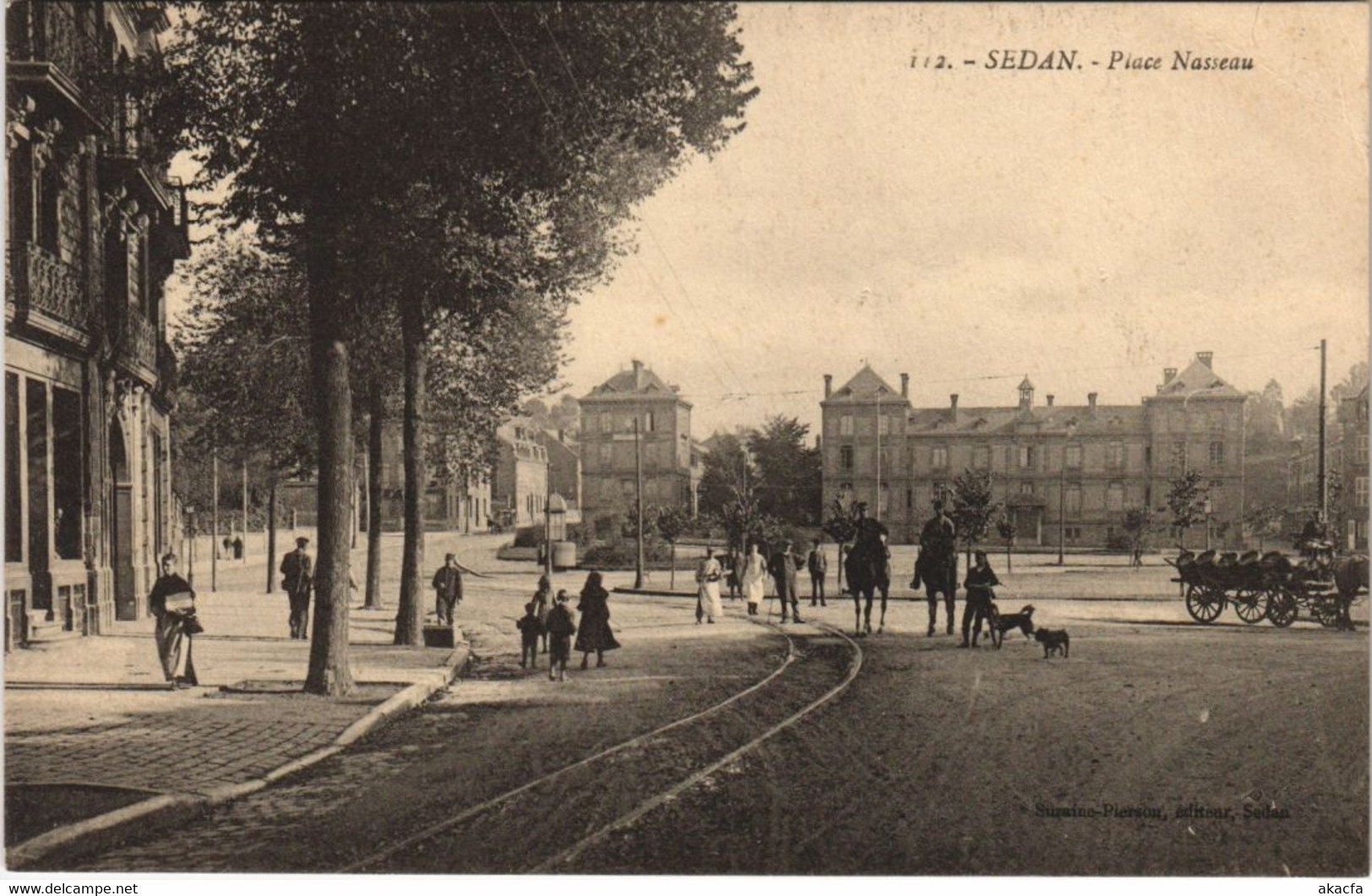 CPA SEDAN - Place Nasseau (135165)