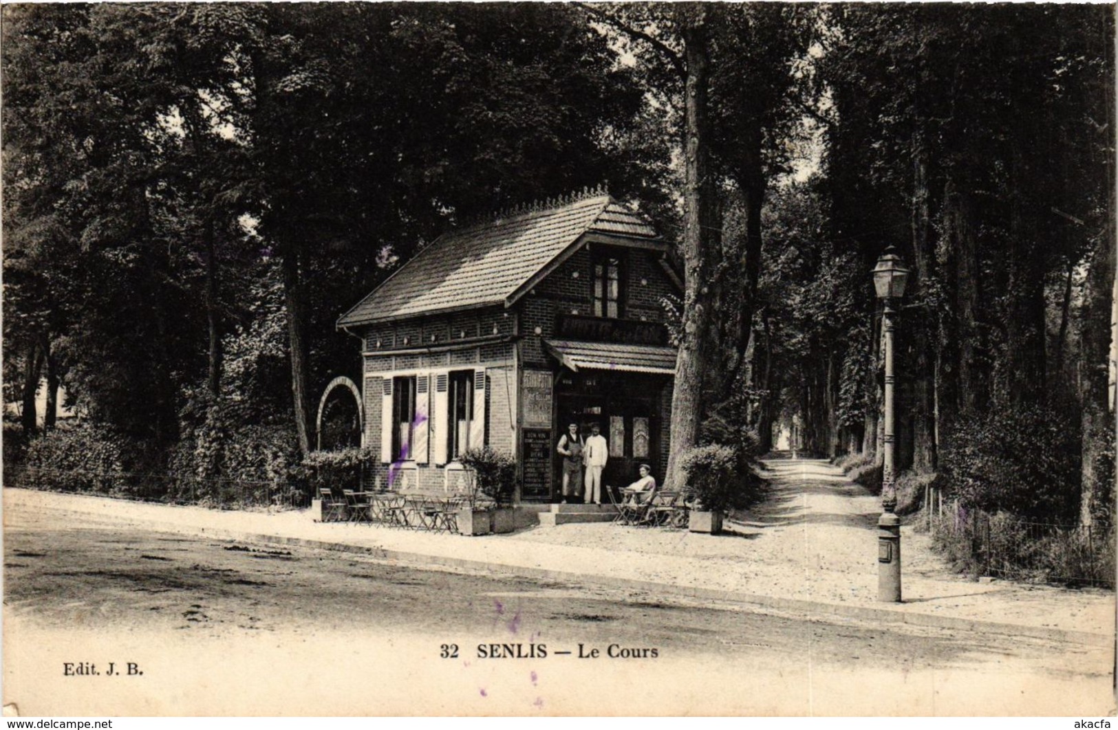 CPA SENLIS - Le Cours (259662)