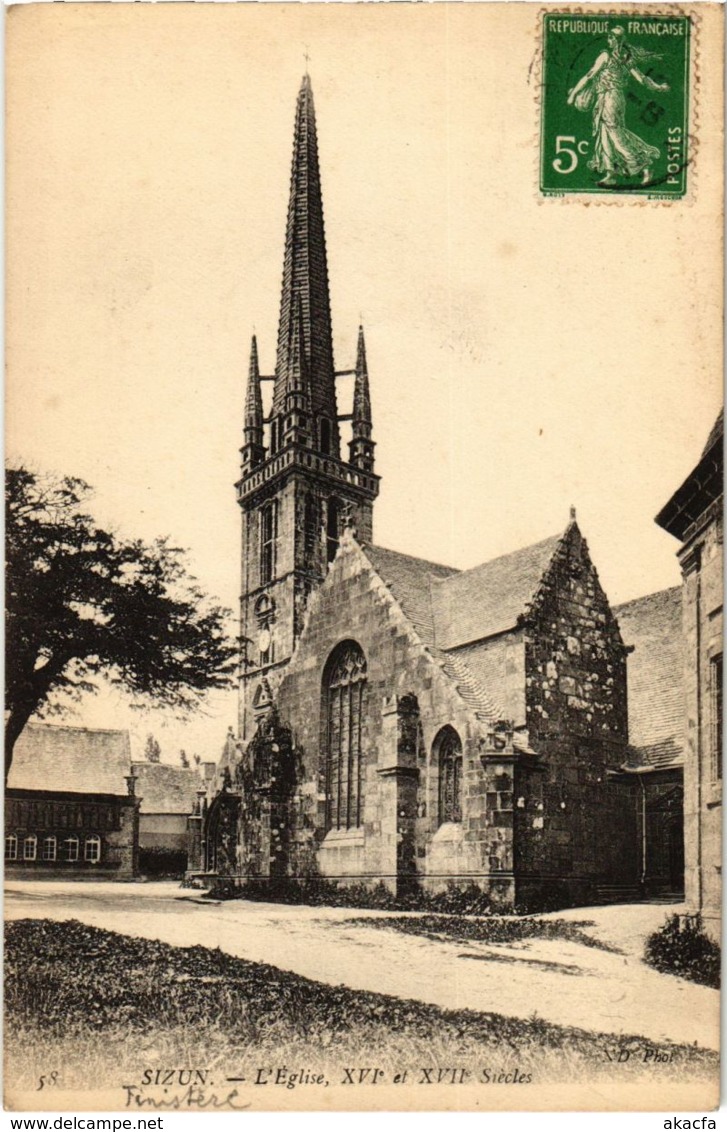 CPA Sizun - L'Eglise (1033183)