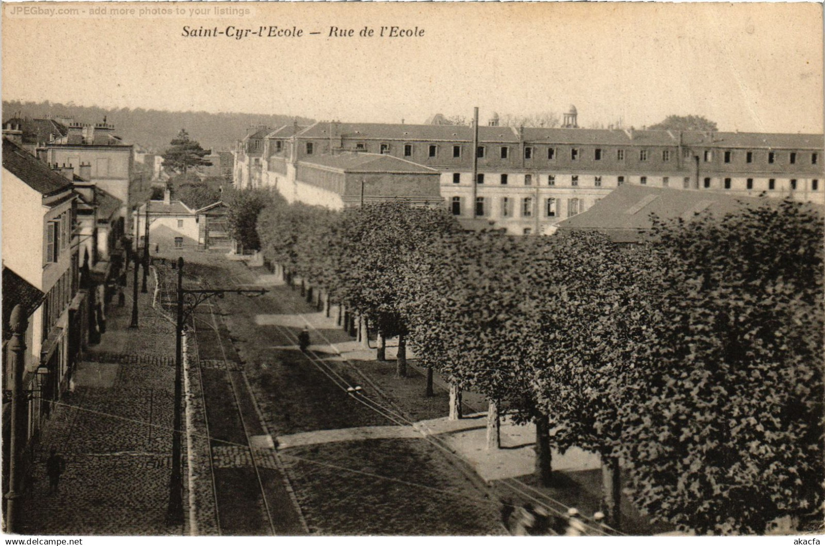 CPA St Cyr l'Ecole Rue de l'Ecole (1443652)