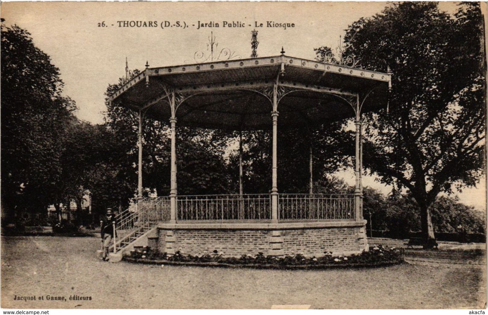 CPA THOUARS (D S.) - Jardin Public - Le Kiosque (297445)