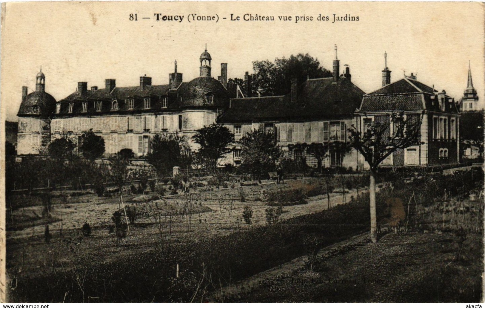 CPA Toucy - Le Chateau vue prise des Jardins FRANCE (960966)