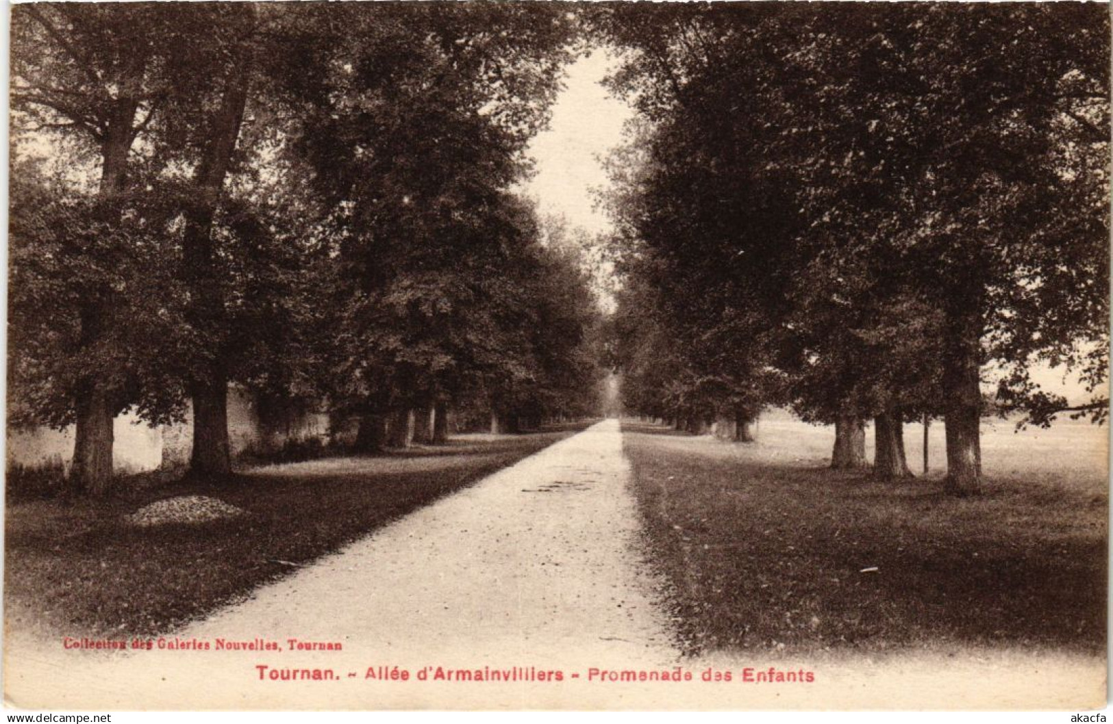 CPA TOURNAN-en-BRIE Allee d'Armainvilliers - Promenade des Enfants (1298923)