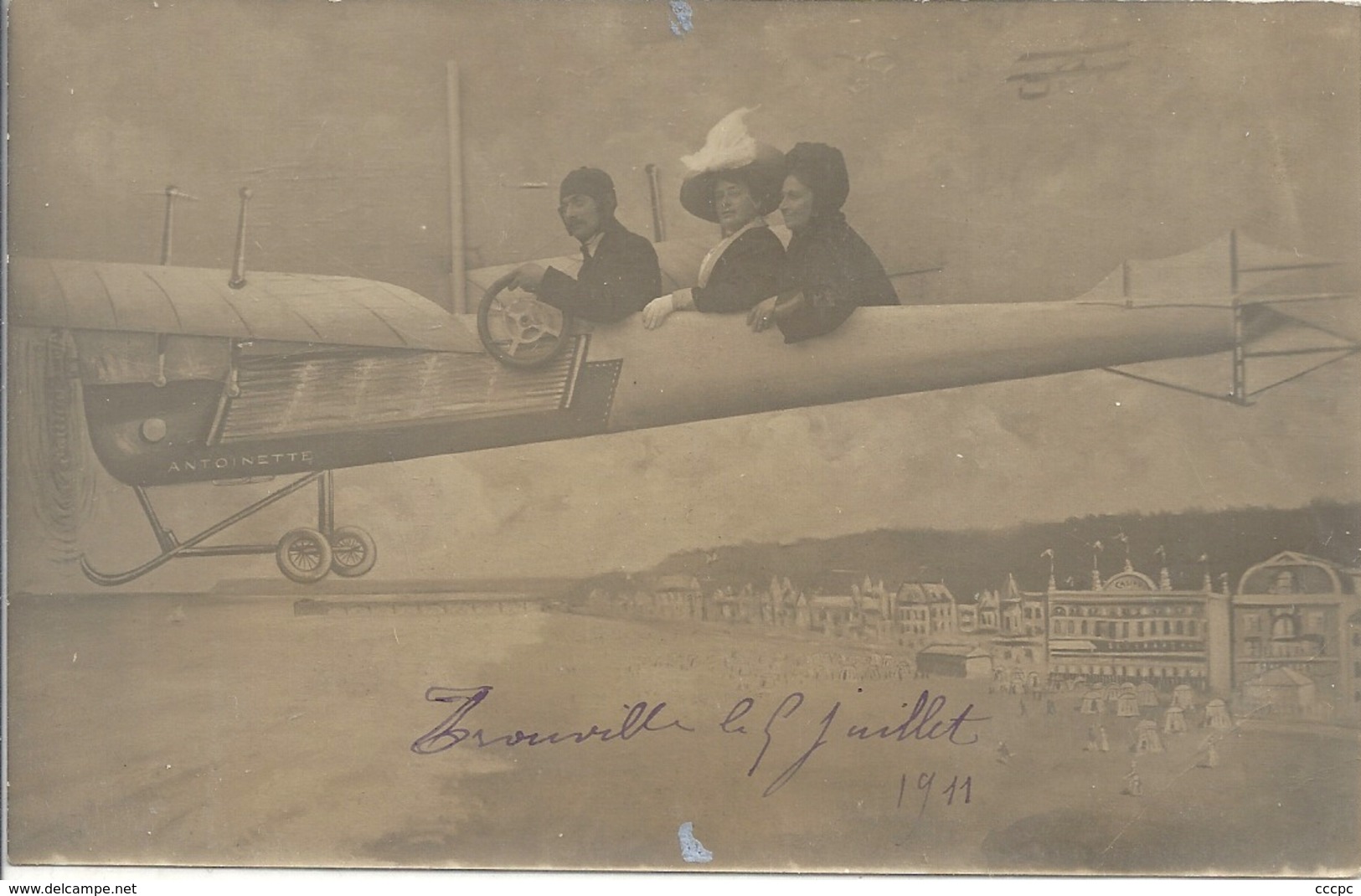 CPA Trouville aéroplane aéronautique avion