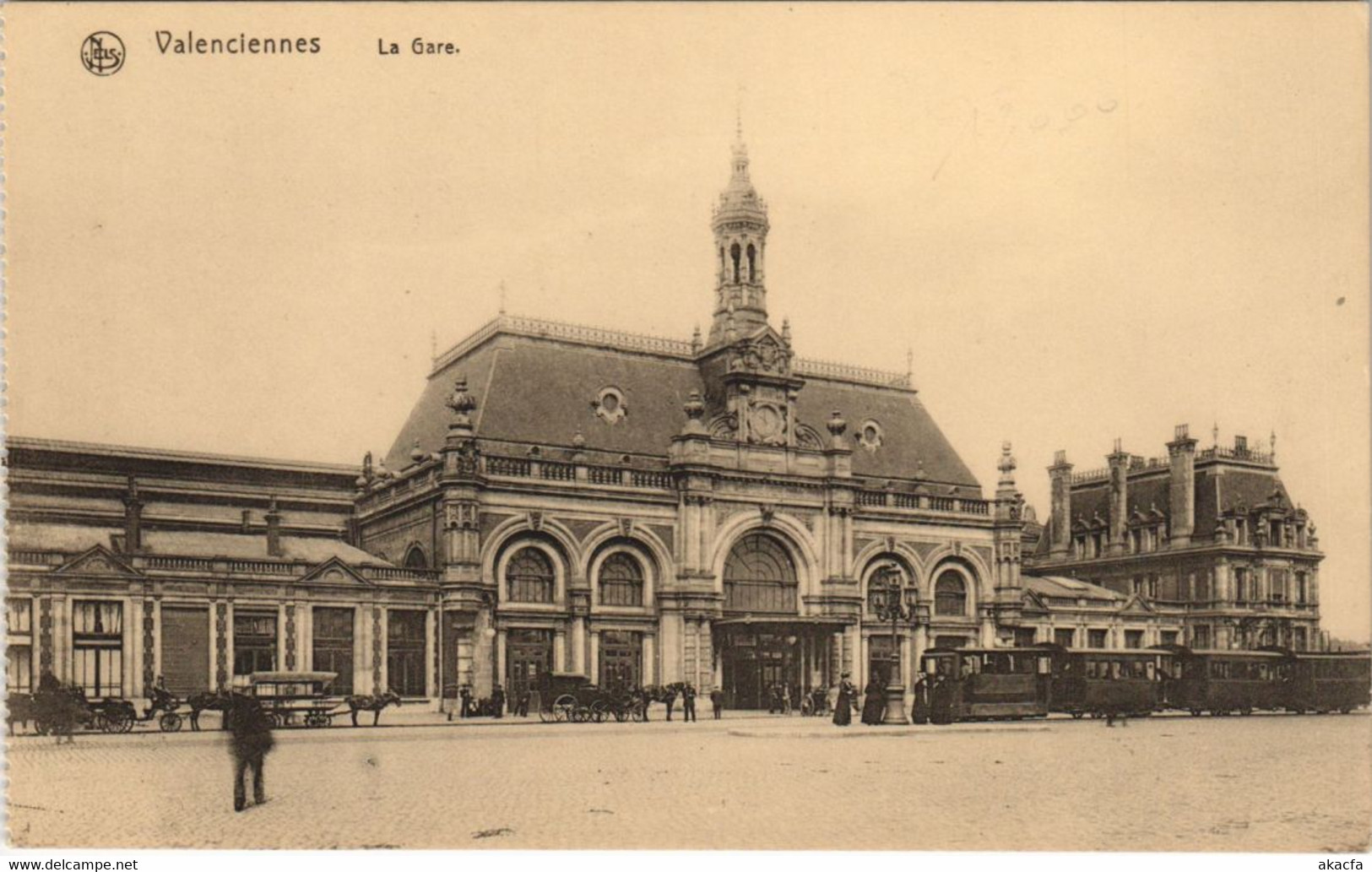 CPA VALENCIENNES - La Gare (136744)