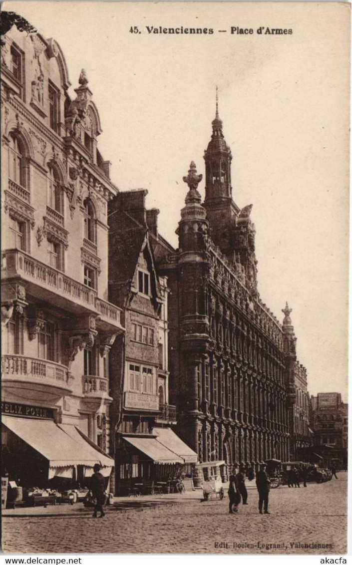 CPA VALENCIENNES - Place d'Armes (136812)