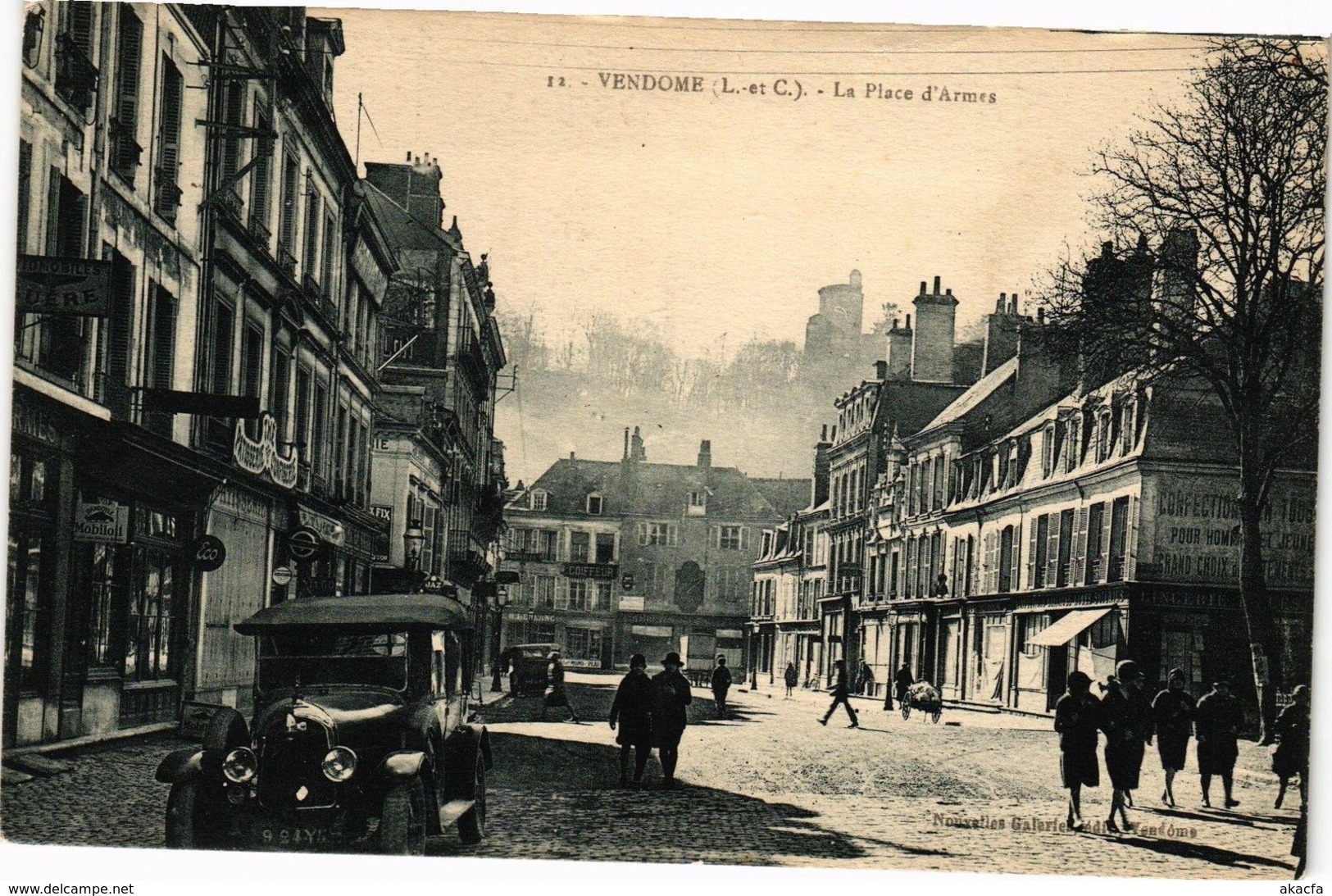 CPA VENDOME (L.-&-C.) - La Place d'Armes (208522)