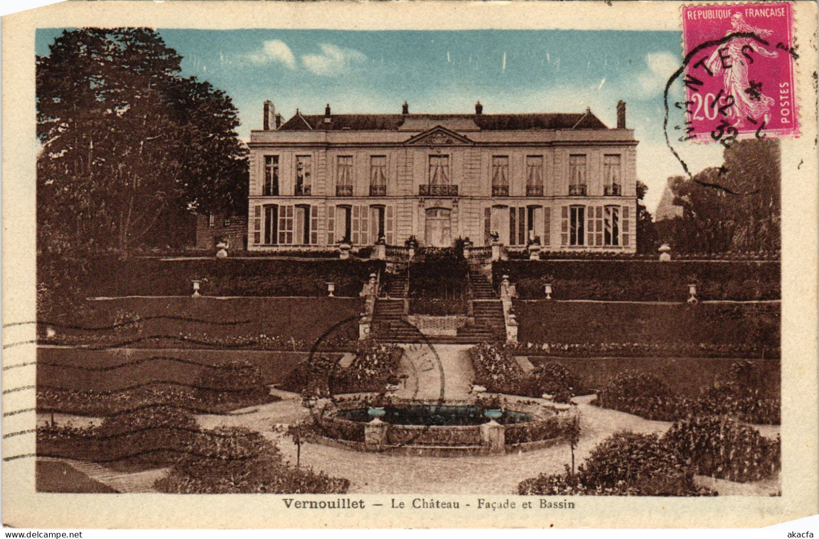 CPA VERNOUILLET Chateau - Facade et Bassin (1386160)