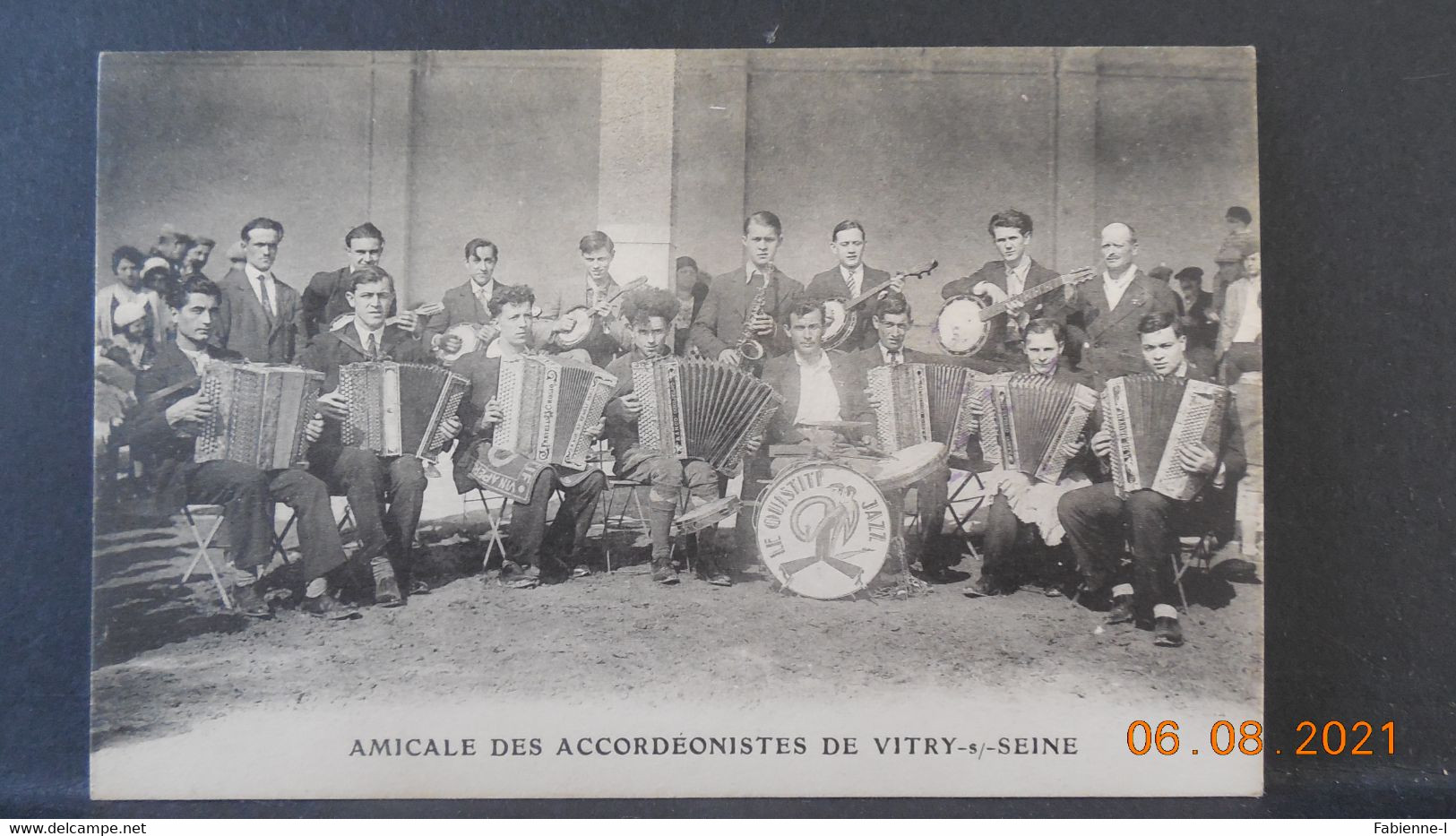 CPA - Vitry-sur-Seine - Amicale des Accordéonistes "Le Ouistiti Jazz"