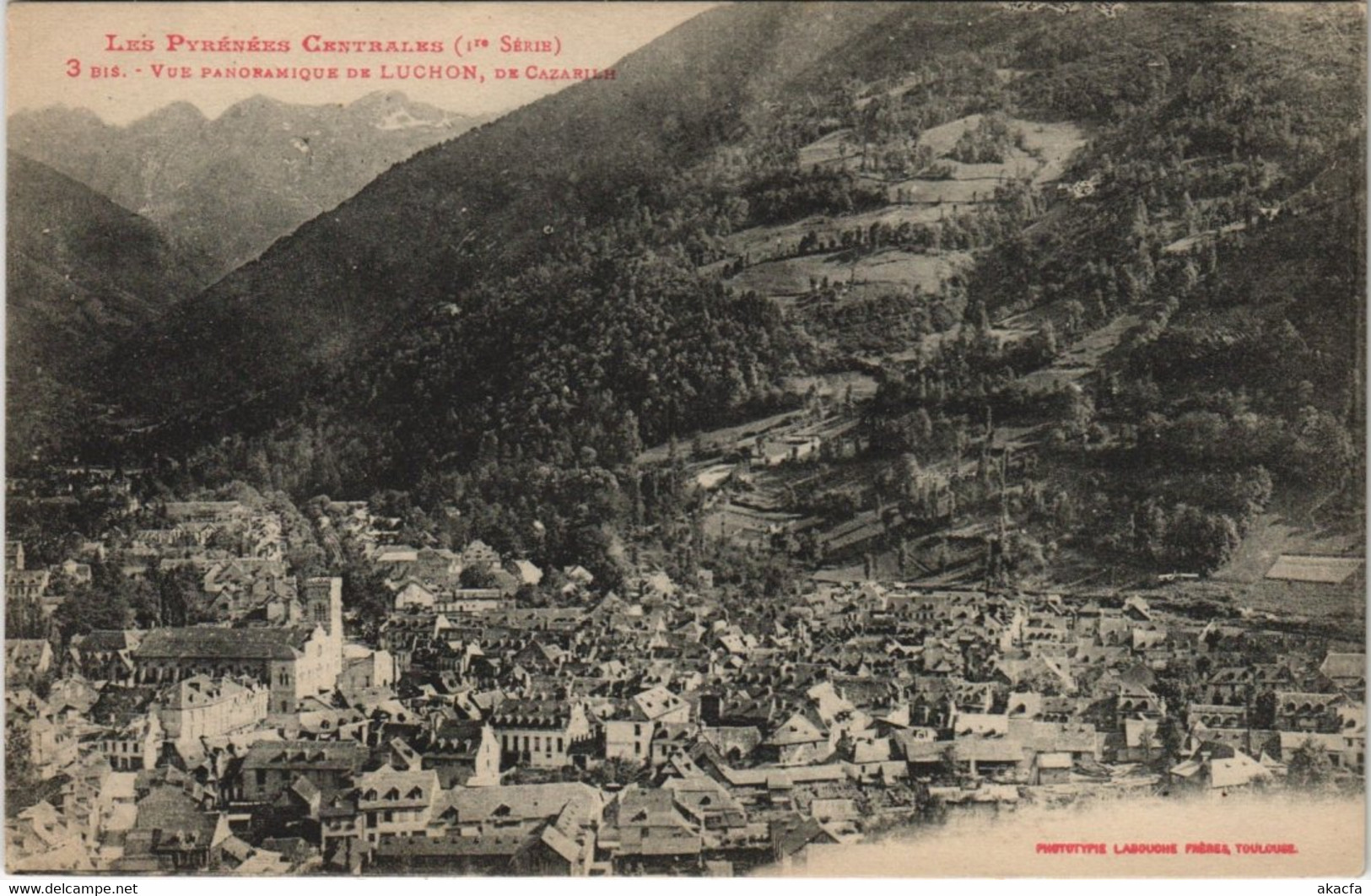 CPA Vue panoramique de LUCHON (142801)