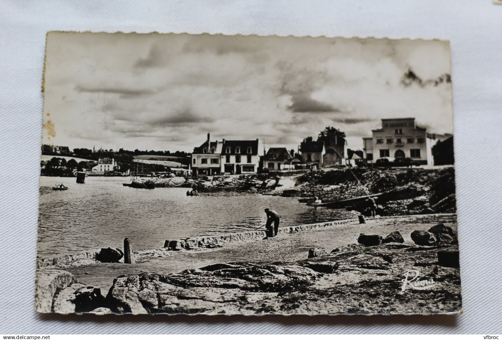 Cpm 1952, Concarneau, le passage, Finistère 29