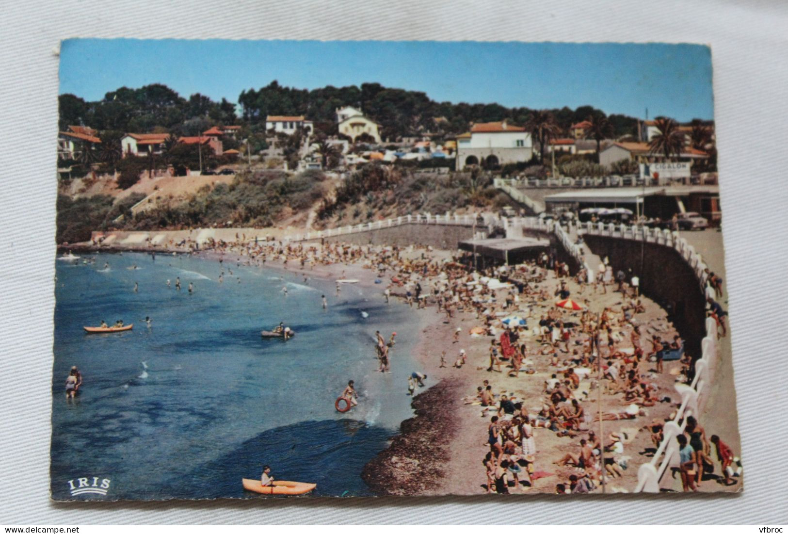 Cpm 1969, Sanary sur mer, la plage de Port Issol, Var 83