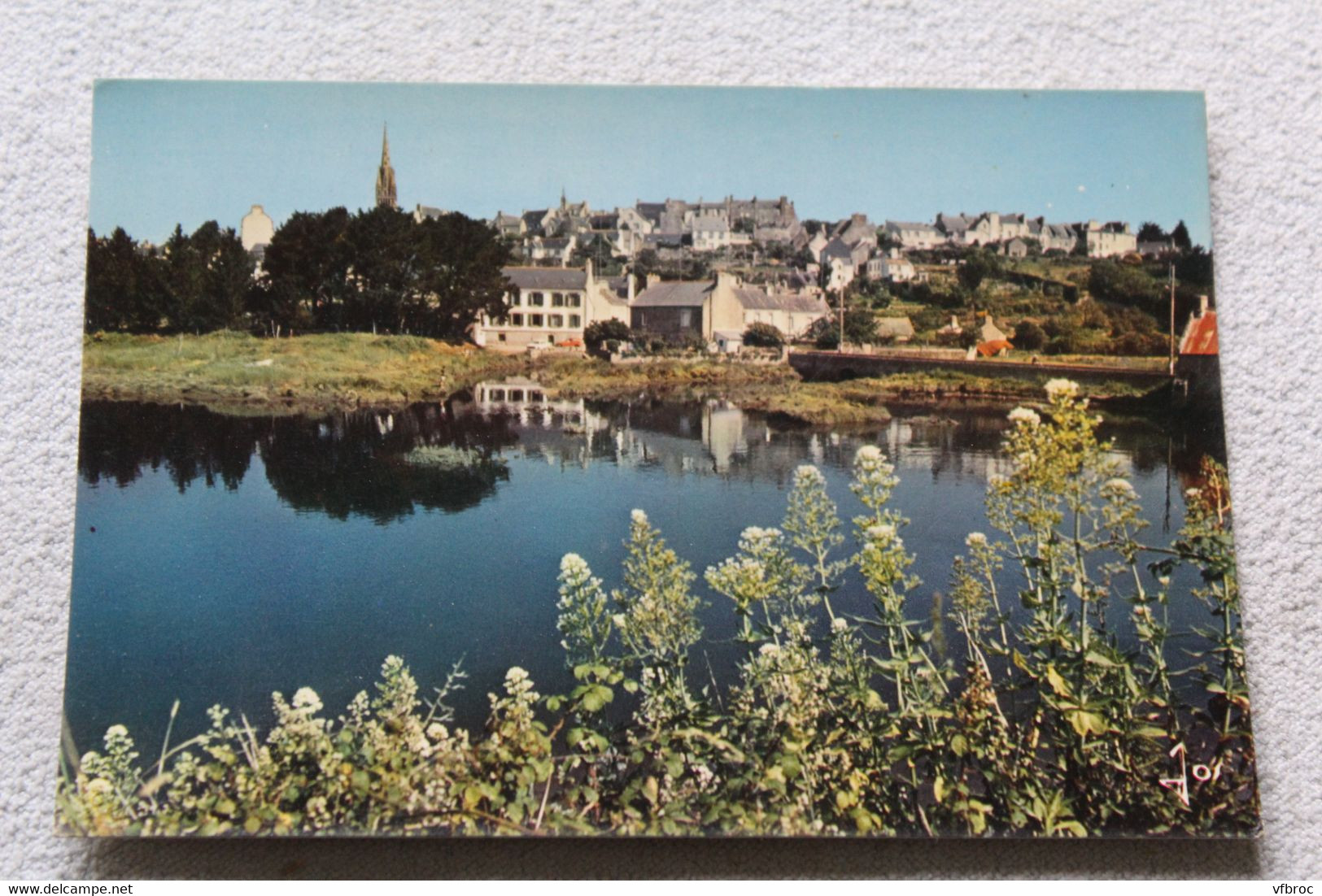 Cpm 1981, Pont Croix, petite ville pittoresque sur la rive droite du Goven, Finistère 29