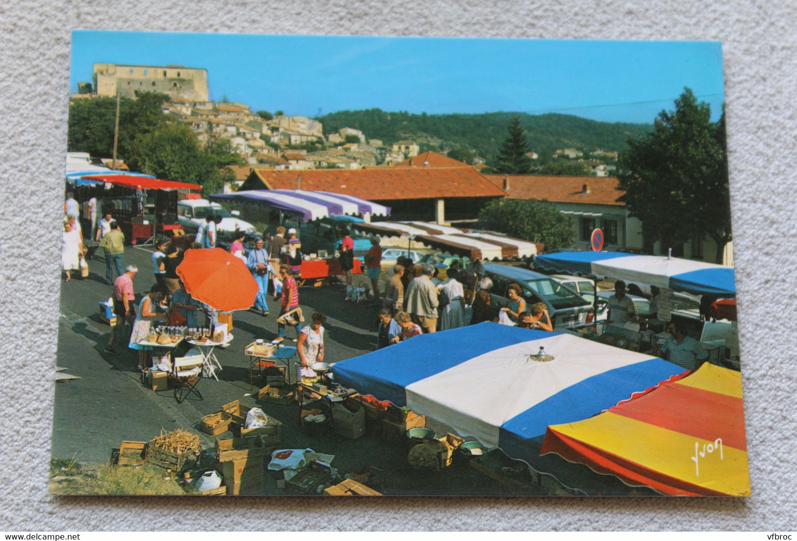 Cpm 1990, Gréoux les bains, la marché du jeudi matin, Alpes de haute Provence 04