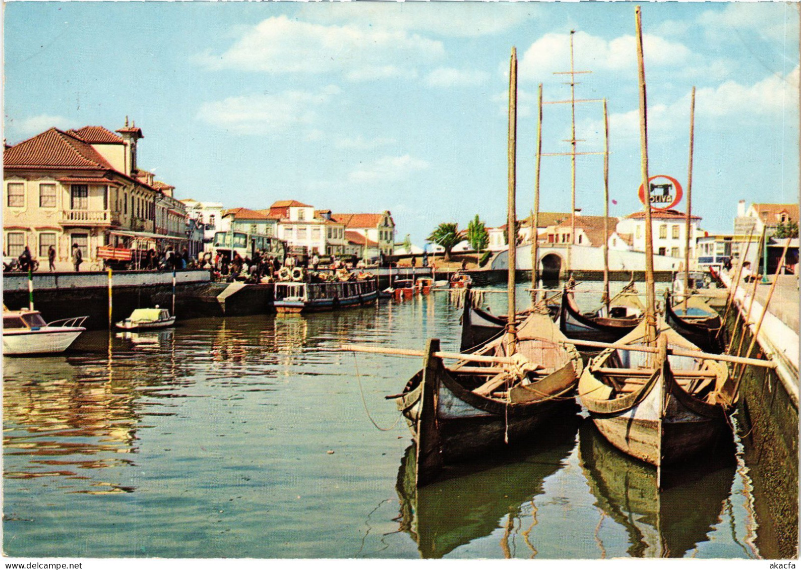 CPM AK Aveiro Canal Central PORTUGAL (1342184)