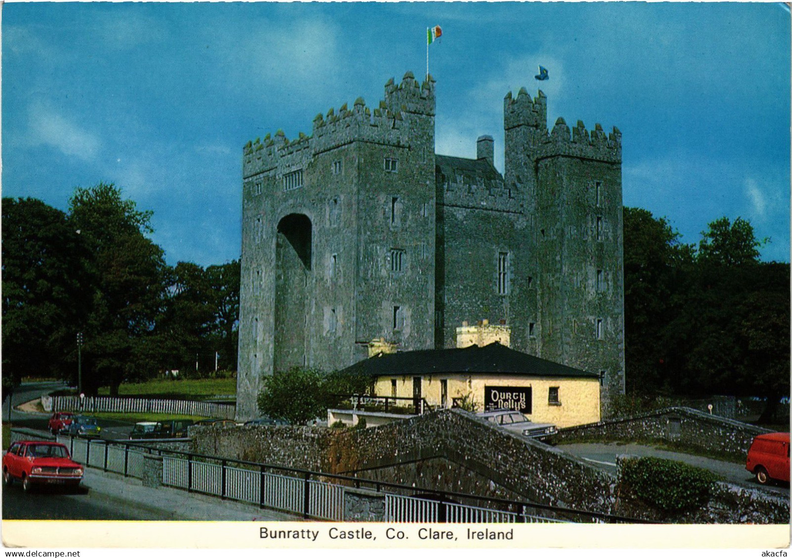 CPM AK Clare Bunratty Castle IRELAND (1440609)