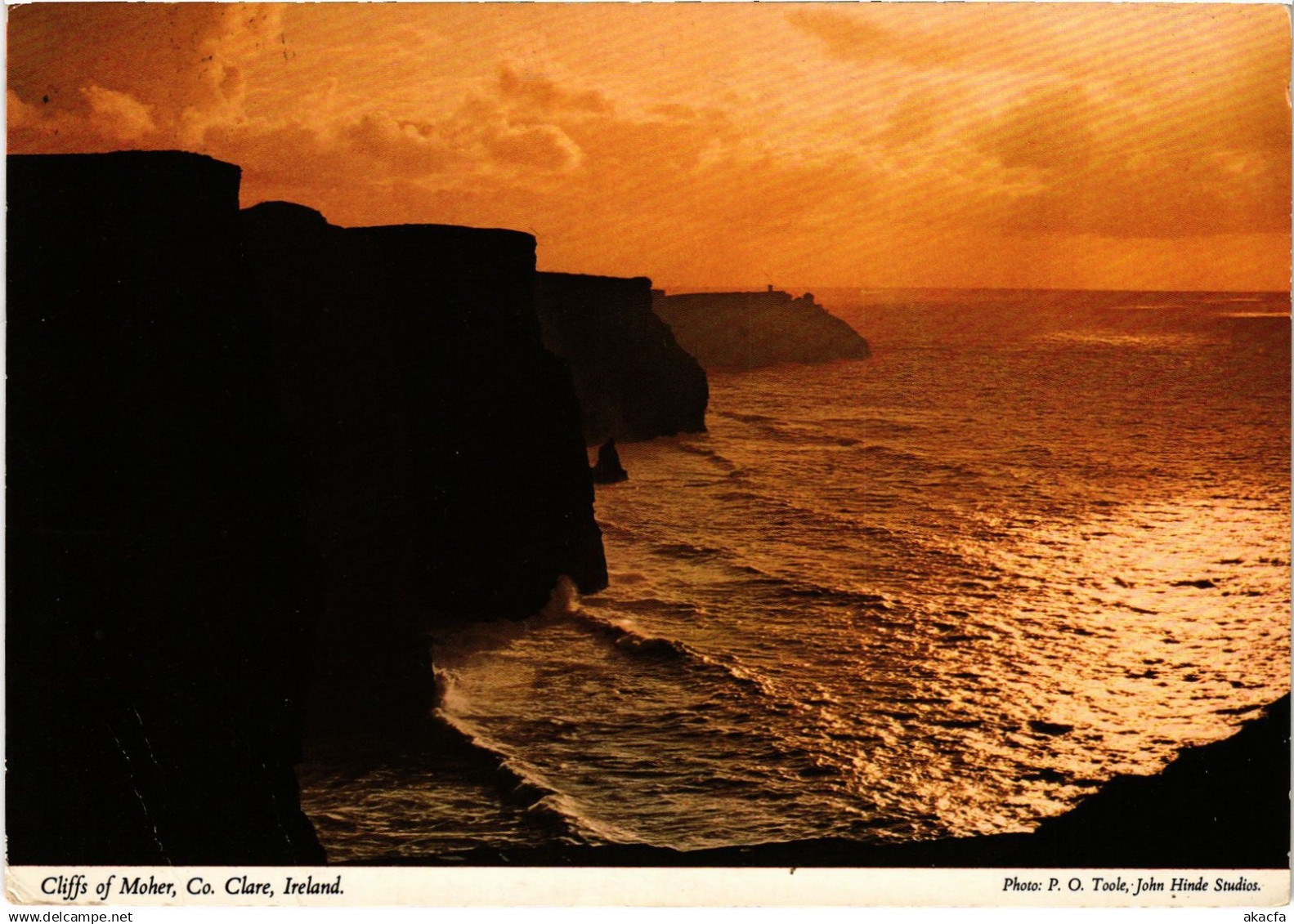 CPM AK Clare Cliffs of Moher IRELAND (1440620)