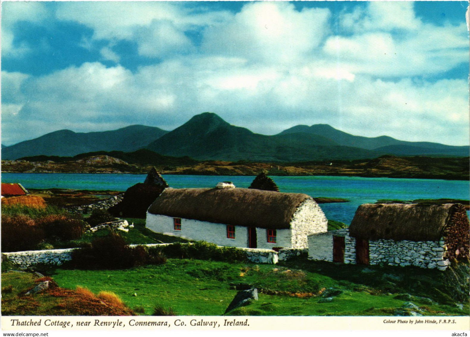 CPM AK Galway Thatched cottage IRELAND (1440789)