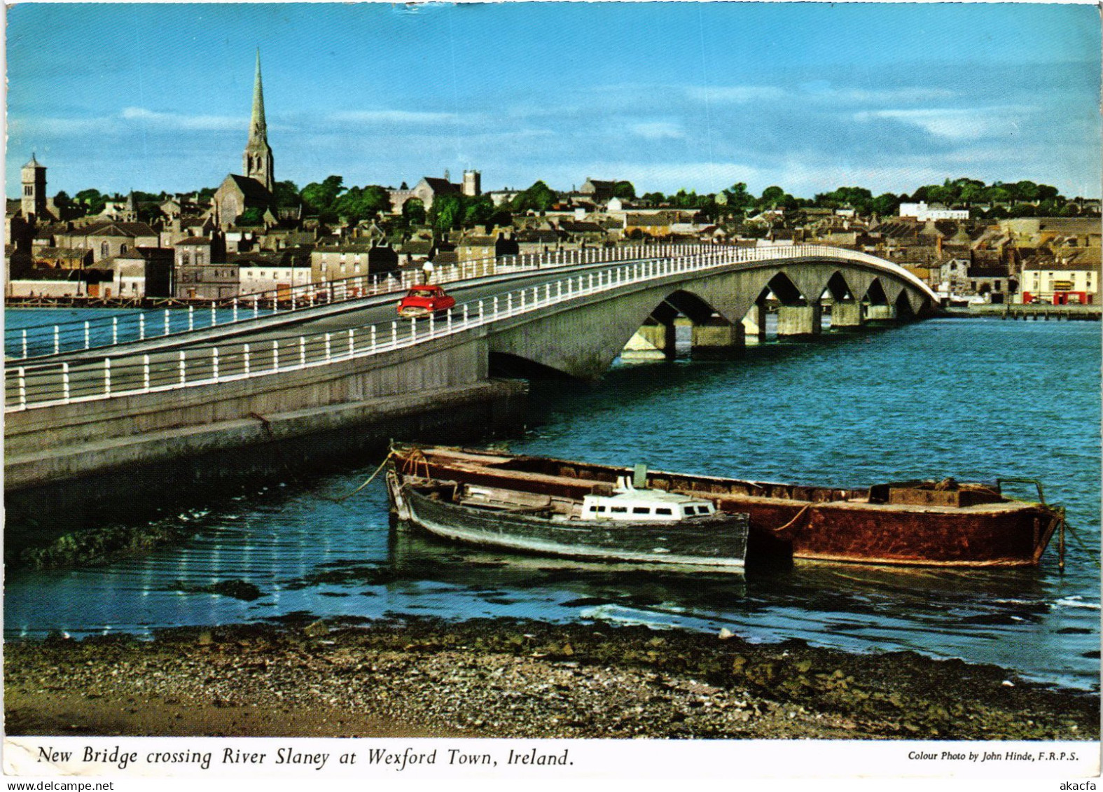 CPM AK Wexford New Bridge and River Slaney IRELAND (1441005)