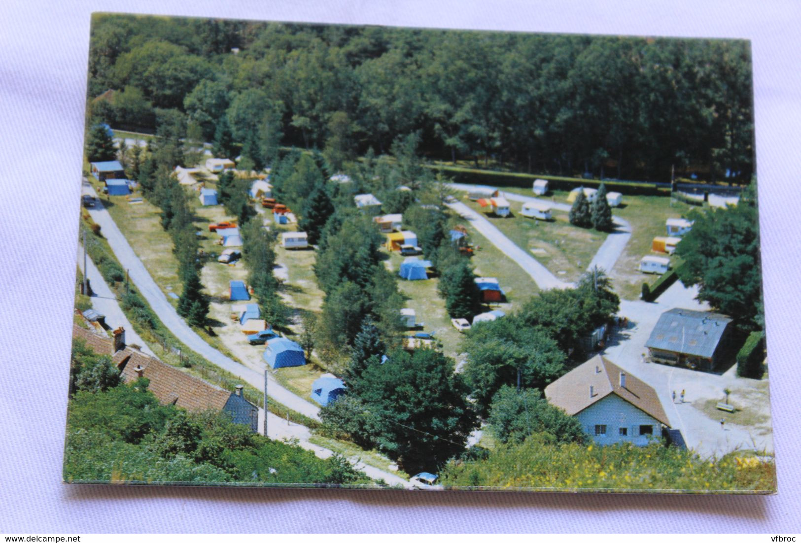 Cpm, Avallon, le terrain de camping, Yonne 89