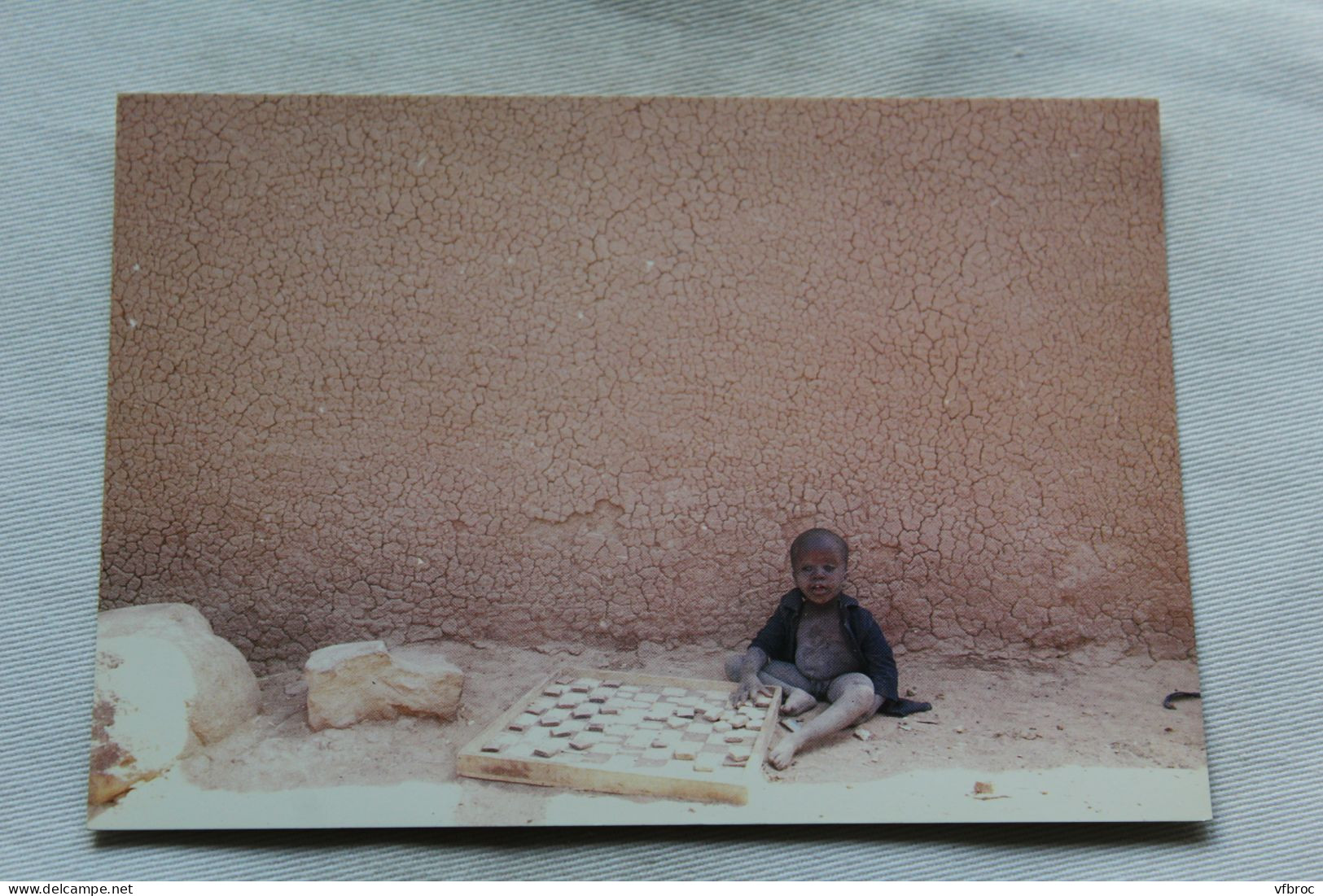 Cpm, Bandiagara, Mali, photo by H. Ogawa