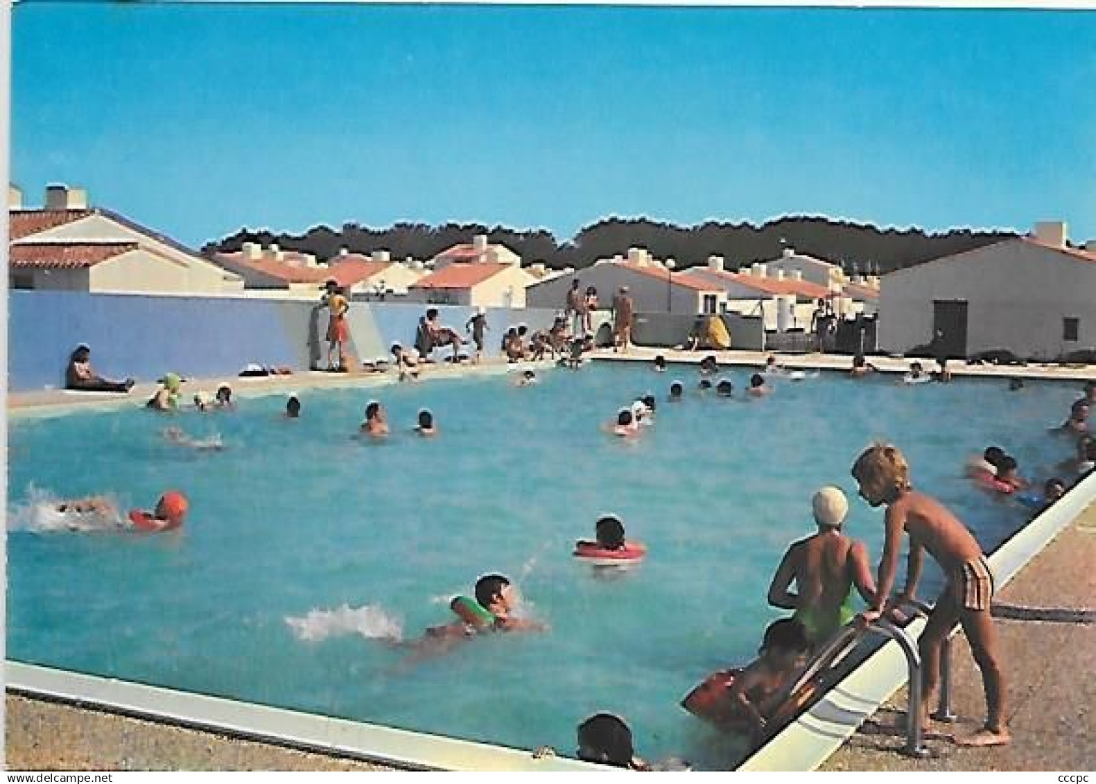 CPM Bretignolles-sur-Mer  Les Fermes Marines - La PIscine